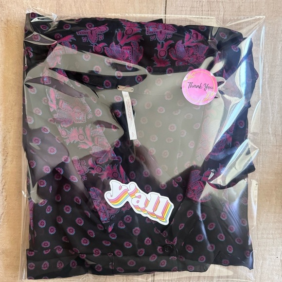 Free People Purple Black Easy Rider Floral
Paisley Button Up Blouse Size Small - Picture 14 of 16